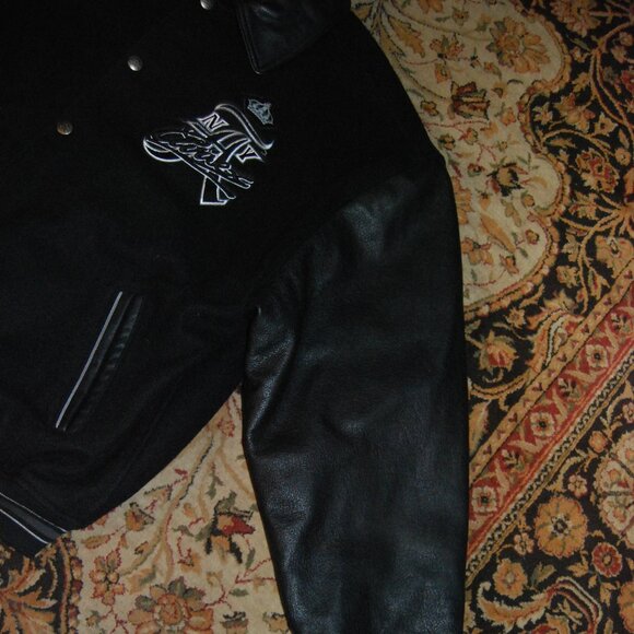 USED— Rare Vintage Avirex 90s NY Hooded American Varsity Jacket MCMLXXV club USA - Picture 5 of 16